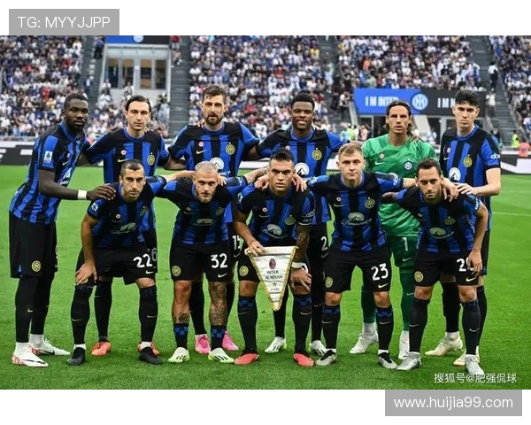 卢卡库重返赛场展现强大实力助力球队冲击冠军荣耀