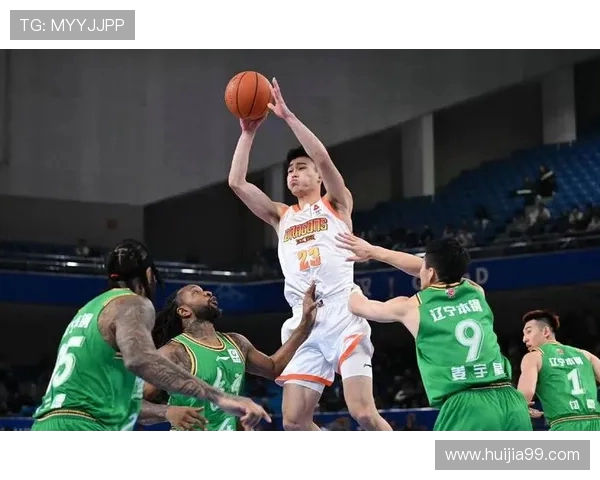 天津男篮与辽篮精彩对决回放分析赛场亮点与球员表现全解析