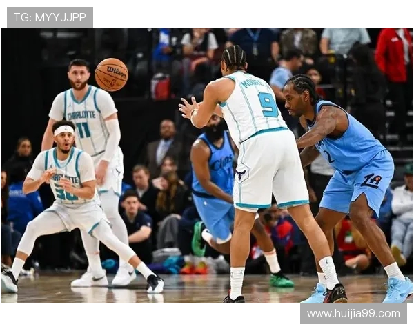 快船对阵黄蜂全场比赛录像回顾及精彩瞬间分析