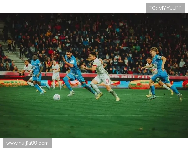 曼彻斯特与切斯特菲的精彩对决揭示足球魅力与团队精神的完美结合 曼彻斯特与切斯特菲的精彩对决揭示足球魅力与团队精神的完美结合