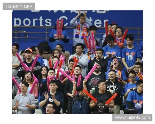 上海篮球队团队协作引发热议球迷对战术配合和球员表现的不同看法