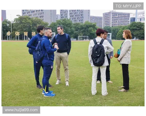 广州与杭州足球队对决赛后分析球员个人能力的深度剖析与总结